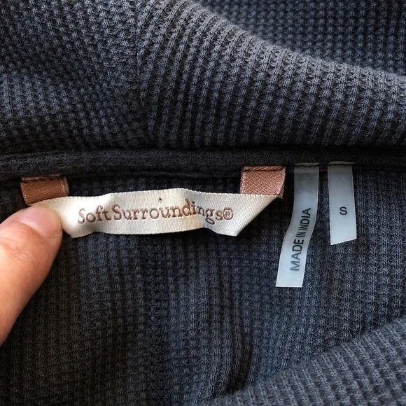Soft Surroundings Gray Cowl Neck Waffle Knit Embroidered Grunge Y2K Thermal Sz S - Picture 5 of 11